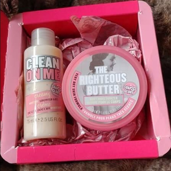 Soap and glory body wash and lotion - Picture 2 of 2